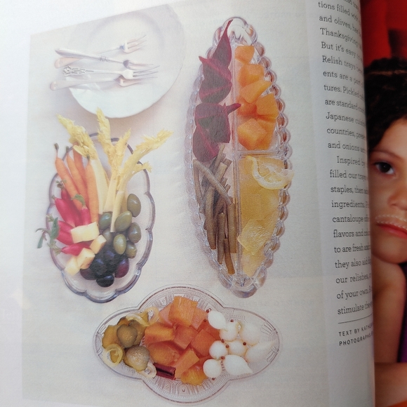 Martha Stewart Living magazine | November 2002 - Picture 5 of 13